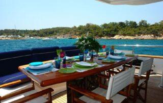 nitta v_hire a yacht in Greece