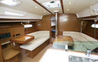 Salon_42i_sailing_Ionian_islands_3_cabins_boat