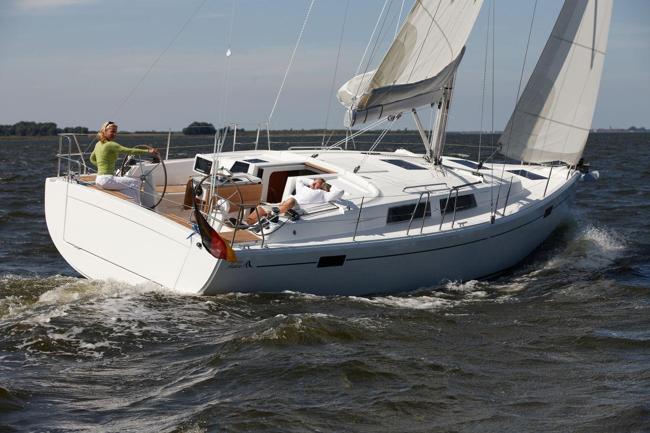 Hanse-385-eolia-yacht-club